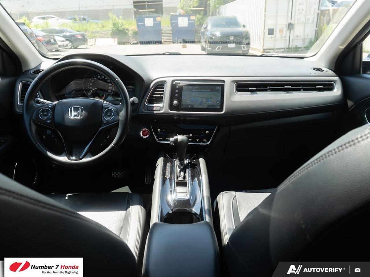 2019 Honda HR-V Touring *NO REPORTED ACCIDENTS*ONE OWNER Photo