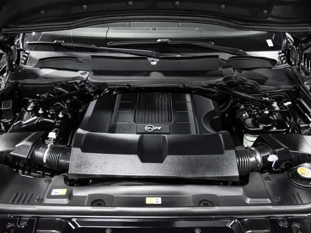 2019 Land Rover Range Rover Sport V8 SUPERCHARGED SVR 575  HP BLIND SPOTS NAVI Photo