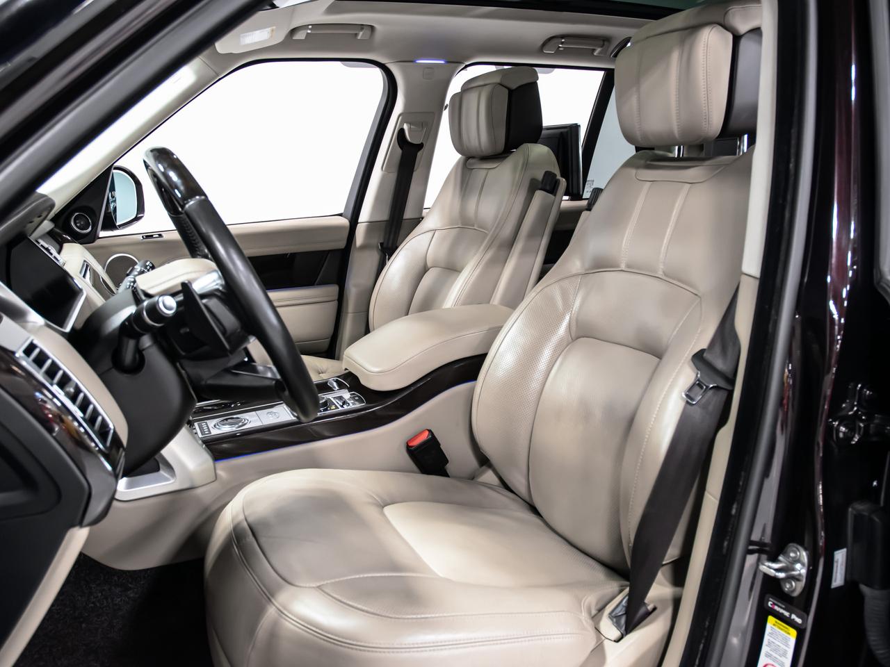 2019 Land Rover Range Rover V8 SUPERCHARGED SWB REAR DVD HEADS UP NAVI Photo