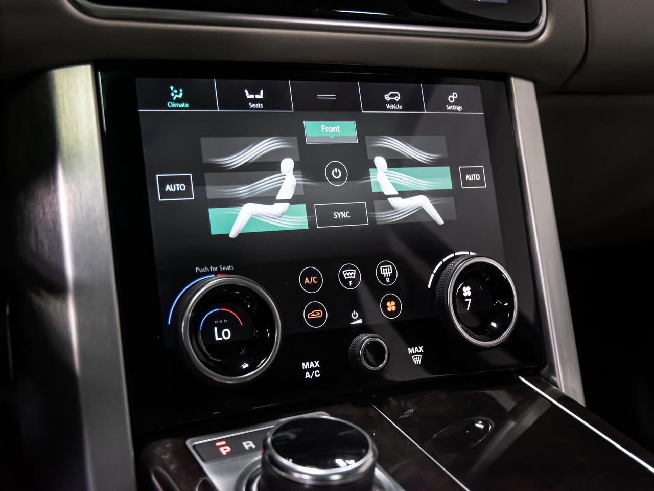 2019 Land Rover Range Rover V8 SUPERCHARGED SWB REAR DVD HEADS UP NAVI Photo