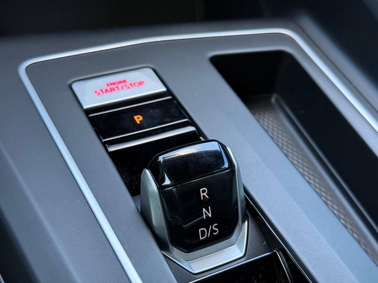 2022 Volkswagen Golf GTI GTI    ONE OWNER   NO ACCIDENT Photo