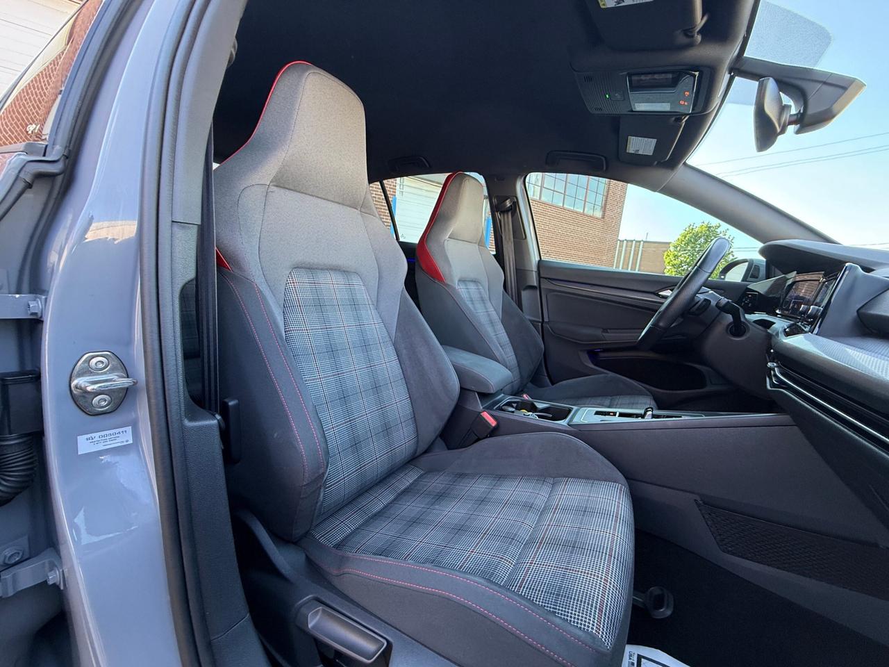 2022 Volkswagen Golf GTI GTI    ONE OWNER   NO ACCIDENT Photo