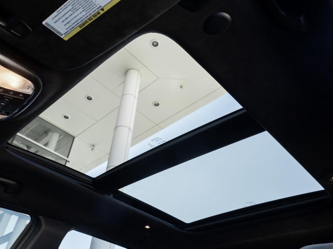 2021 Jeep Grand Cherokee SRT 4dr 4x4 Photo