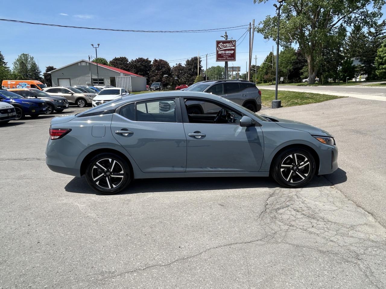 2024 Nissan Sentra SV/BACK UP CAM/HEATED SEATS CALL PICTON Photo