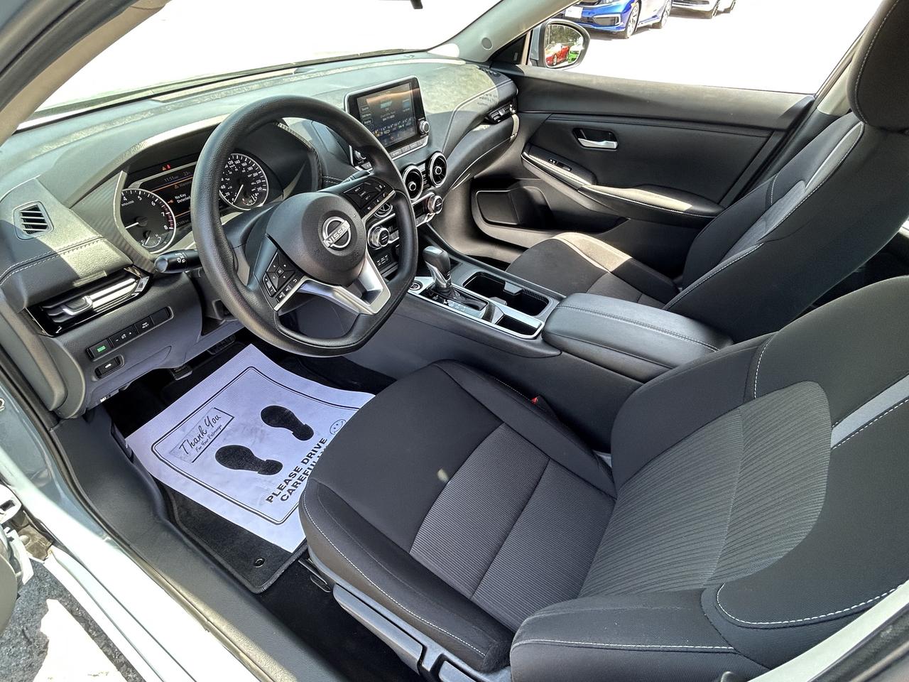 2024 Nissan Sentra SV/BACK UP CAM/HEATED SEATS CALL PICTON Photo