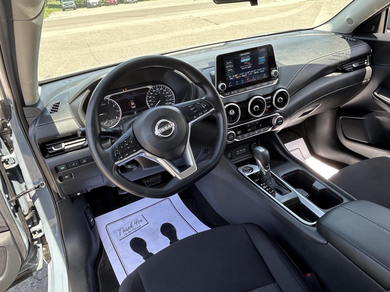 2024 Nissan Sentra SV/BACK UP CAM/HEATED SEATS CALL PICTON Photo