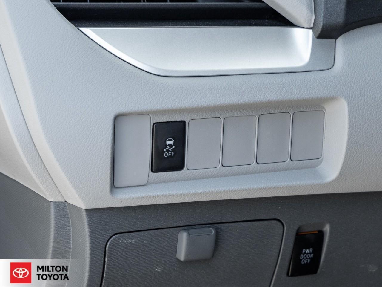 2020 Toyota Sienna 8 PASSENGER HEATED SEATS CAMERA TOUCH SCREEN NEW T Photo