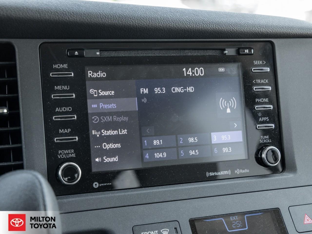 2020 Toyota Sienna 8 PASSENGER HEATED SEATS CAMERA TOUCH SCREEN NEW T Photo