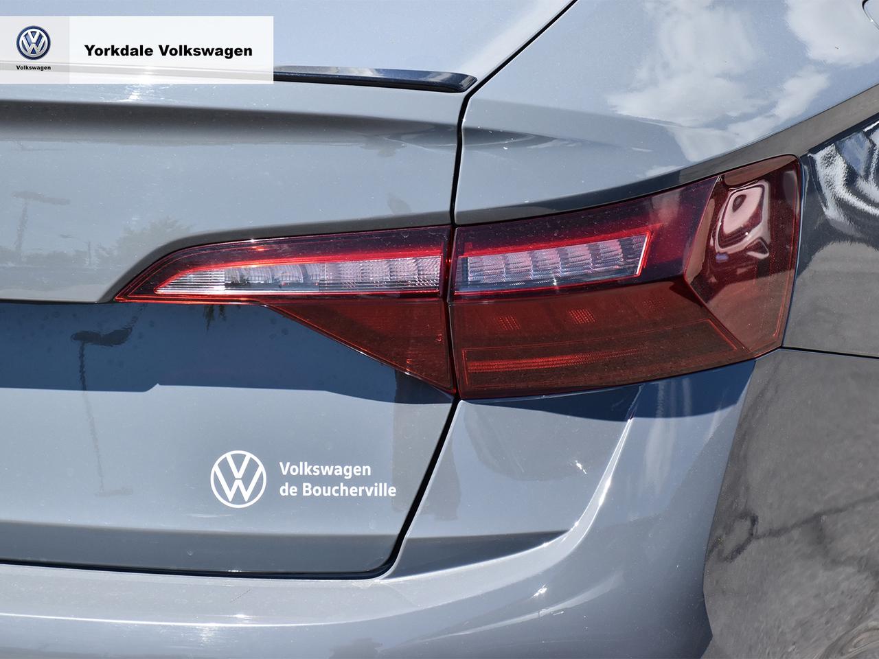 2023 Volkswagen Jetta GLI Manual Photo