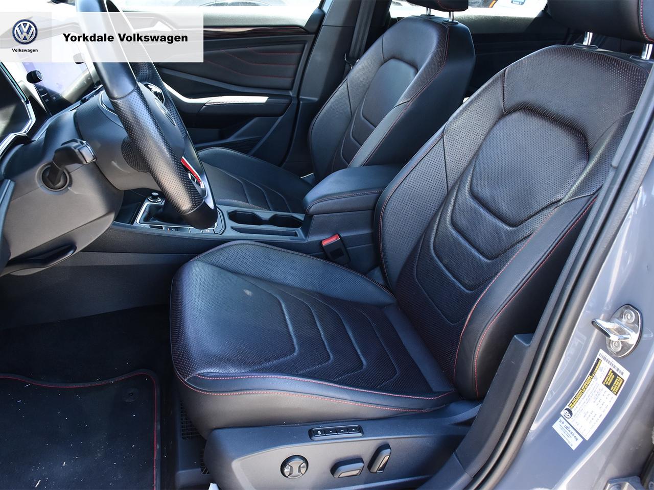 2023 Volkswagen Jetta GLI Manual Photo