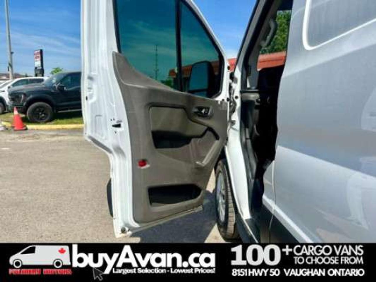 2021 Ford Transit T-250 130 WB Divider + Shelves Photo
