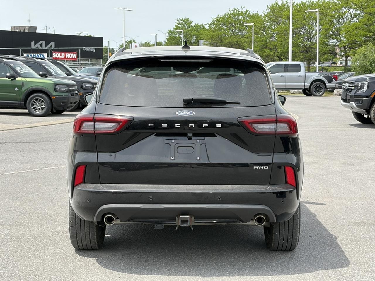 2023 Ford Escape ST-Line Select 4dr All-Wheel Drive Photo4