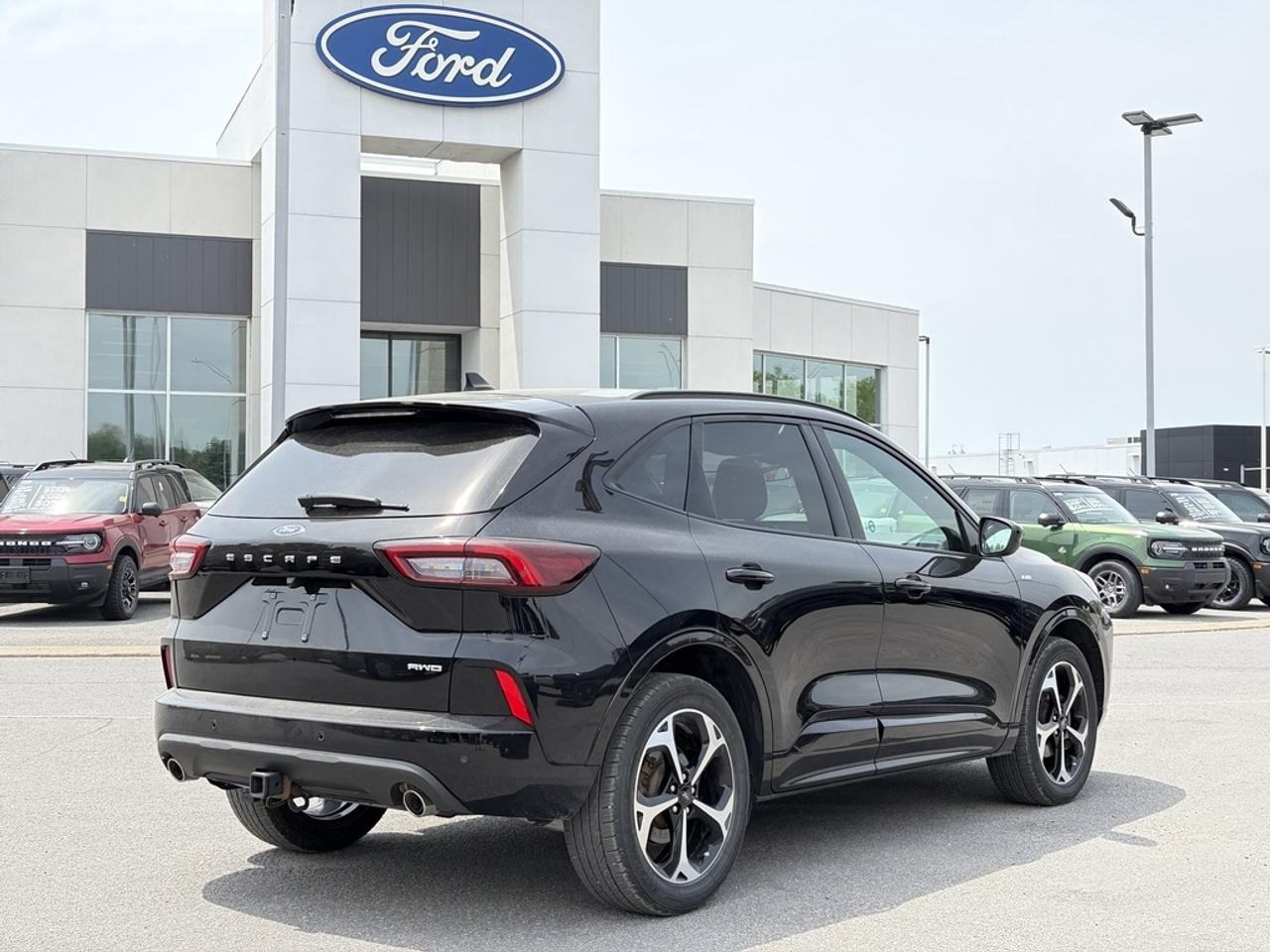 2023 Ford Escape ST-Line Select 4dr All-Wheel Drive Photo