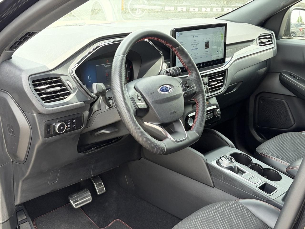 2023 Ford Escape ST-Line Select 4dr All-Wheel Drive Photo