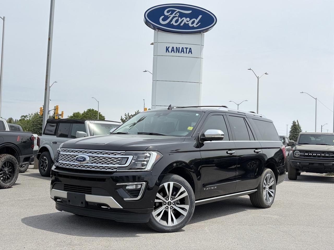2021 Ford Expedition Max Platinum 4dr 4x4 Photo