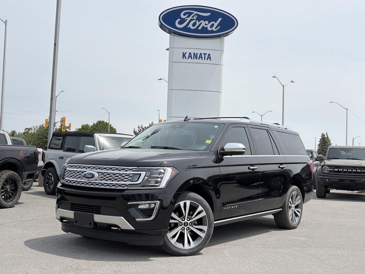 2021 Ford Expedition Max Platinum 4dr 4x4 Photo
