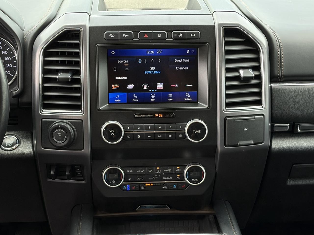 2021 Ford Expedition Max Platinum 4dr 4x4 Photo