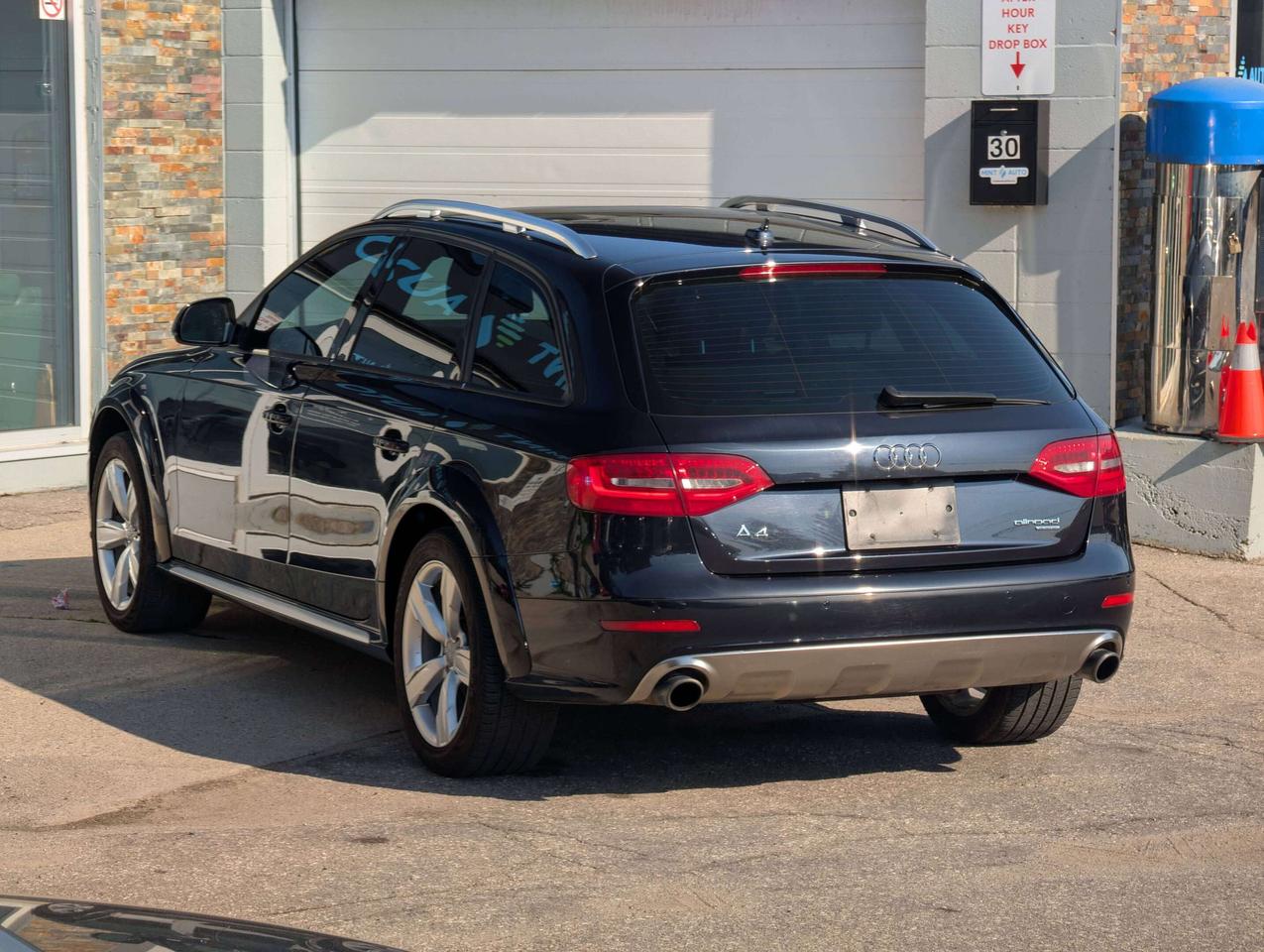 2013 Audi A4 allroad Clean CarFax   39 Service Records   2 Keys Photo