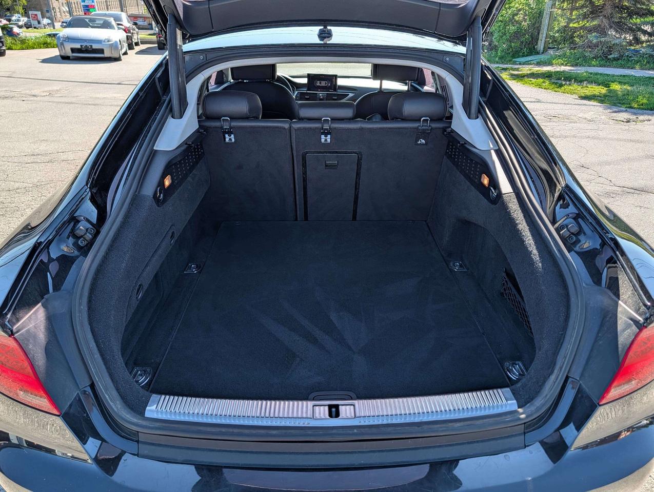 2014 Audi A7 Clean History   25 Service Records   2 Keys Photo