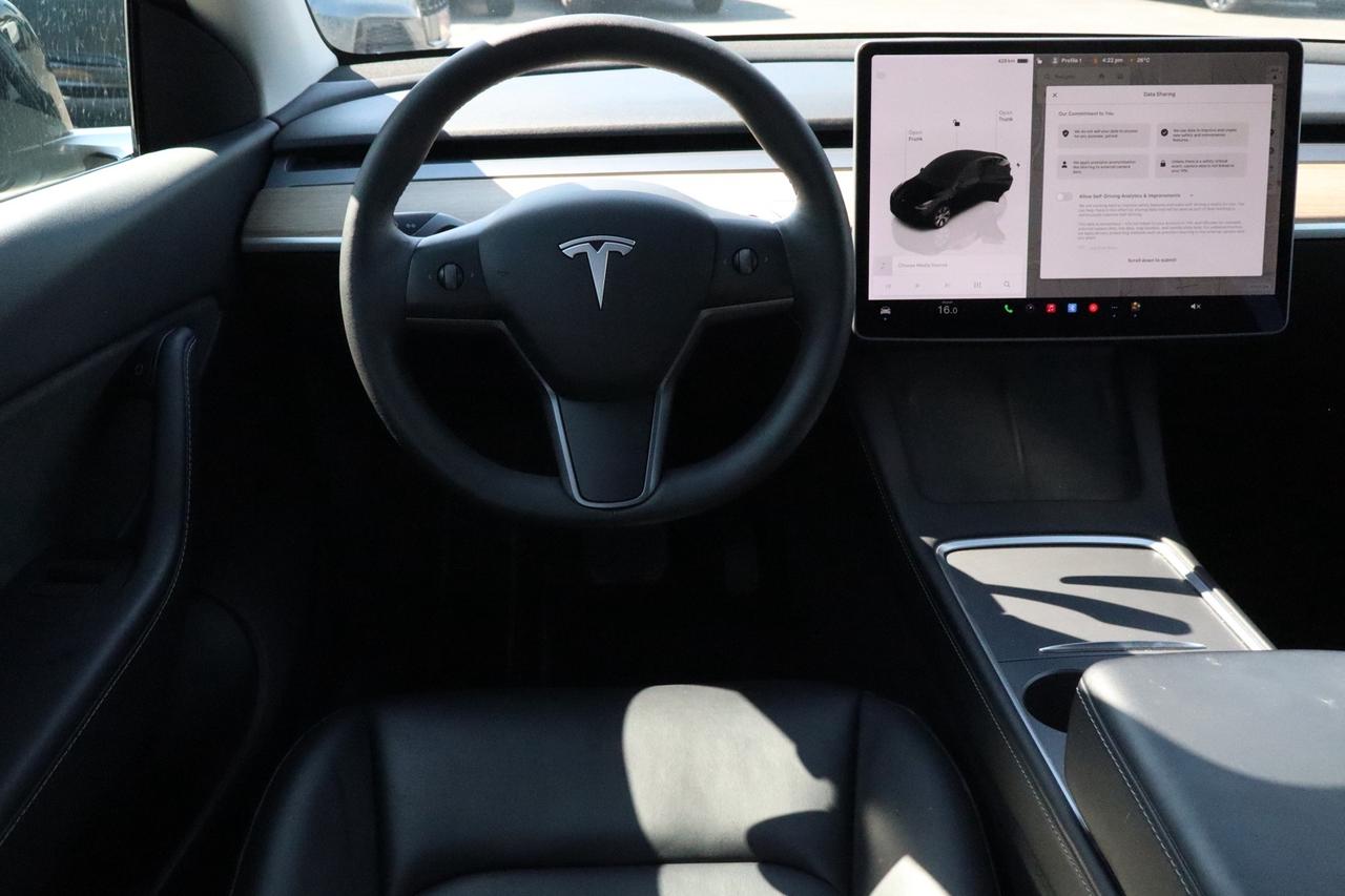 2022 Tesla Model Y Long Range   Dual Motor   Well Maintained Photo