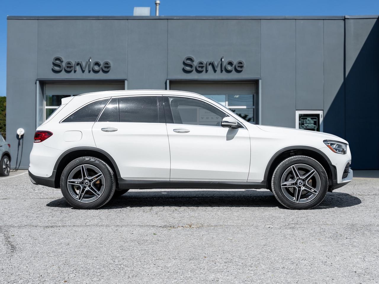 2021 Mercedes-Benz GLC GLC 300 4MATIC SUV  LOW KM  TRADE IN  SAFETY CERT Photo