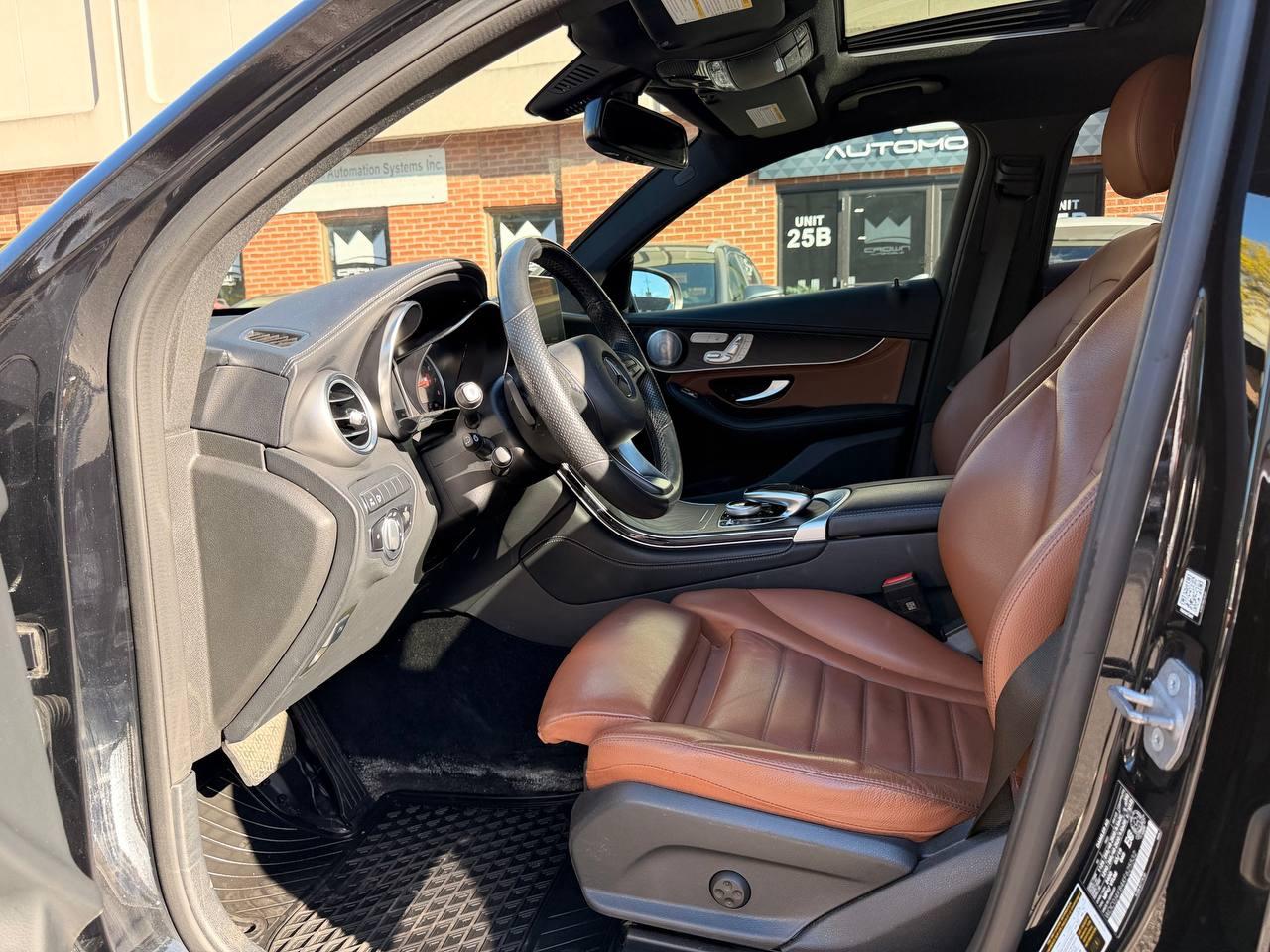 2019 Mercedes-Benz GLC-Class GLC 300 4MATIC Coupe Photo