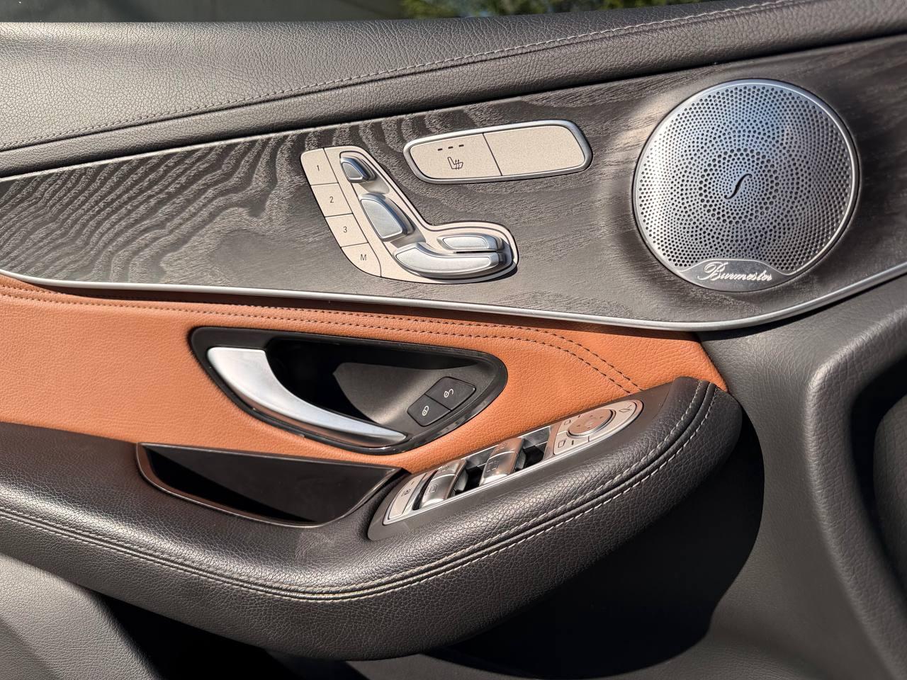 2019 Mercedes-Benz GLC-Class GLC 300 4MATIC Coupe Photo