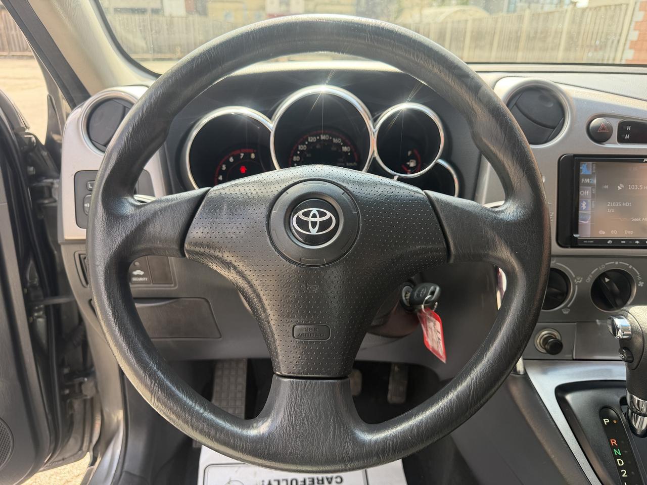 2006 Toyota Matrix 5dr Wgn Auto Photo4