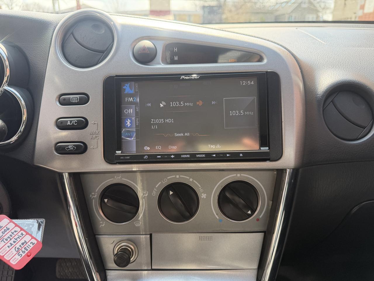 2006 Toyota Matrix 5dr Wgn Auto Photo