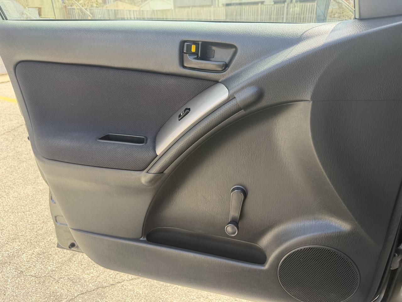 2006 Toyota Matrix 5dr Wgn Auto Photo