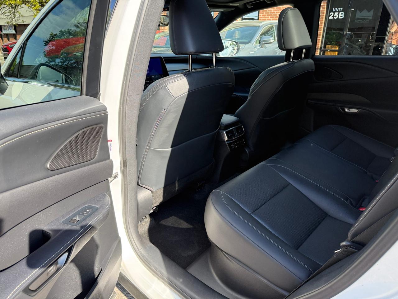 2024 Lexus RX RX 350 Auto, LUXURY PKG, NAV, SUNROOF, NO ACCIDENT Photo