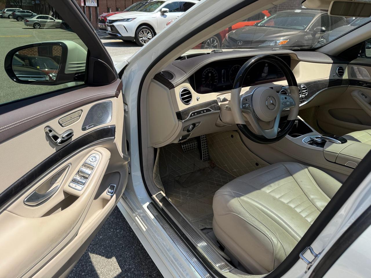 2019 Mercedes-Benz S-Class S 560 4MATIC LWB Sedan Photo