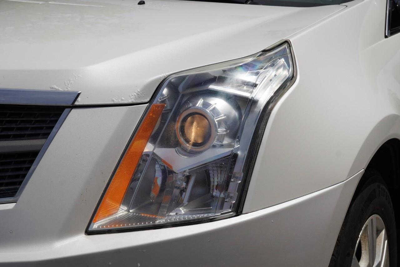 2010 Cadillac SRX AWD 4dr 3.0 Luxury Photo