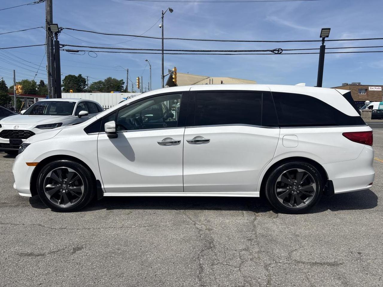 2023 Honda Odyssey Touring Fully Loaded Top Trim Photo