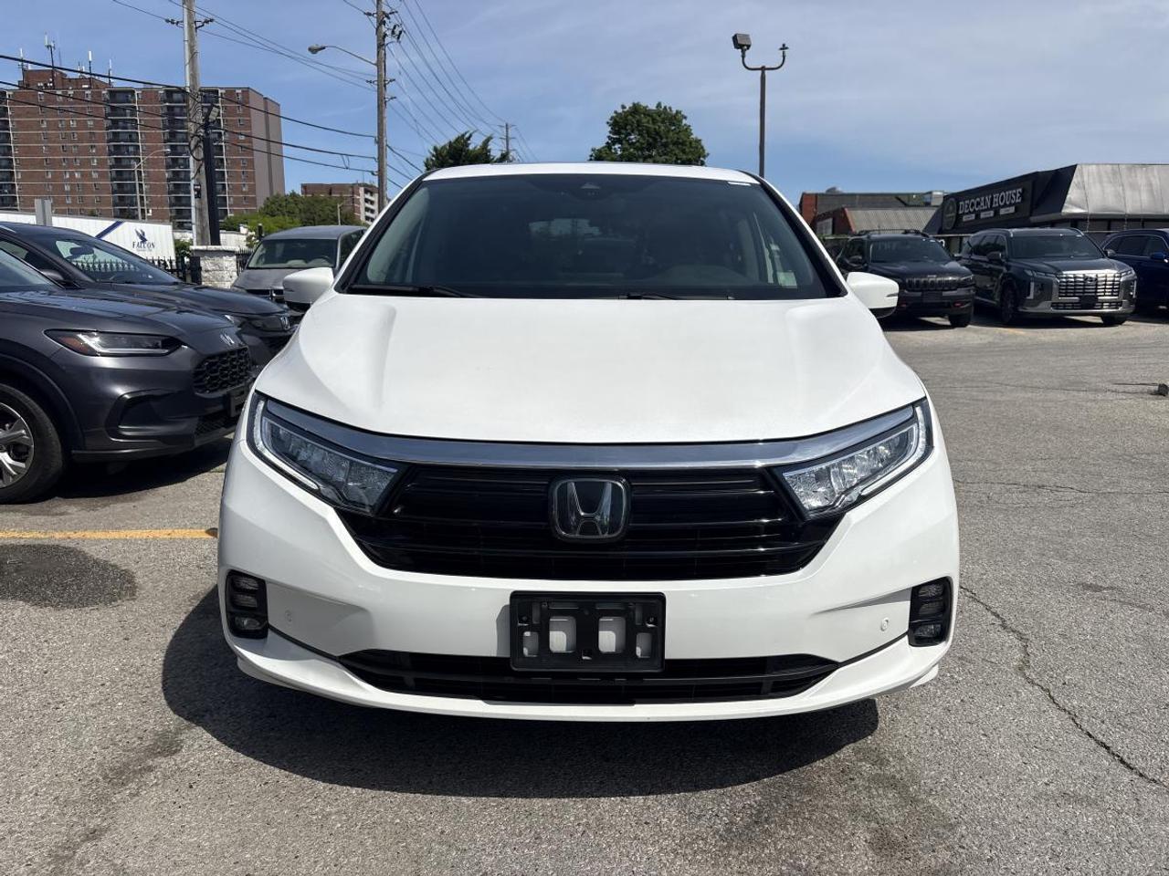 2023 Honda Odyssey Touring Fully Loaded Top Trim Photo1