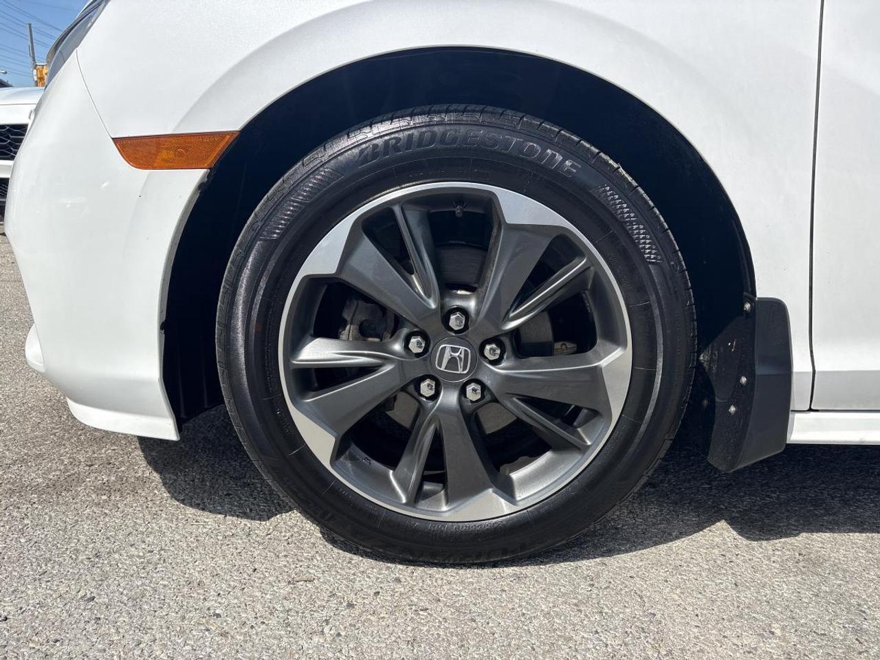 2023 Honda Odyssey Touring Fully Loaded Top Trim Photo