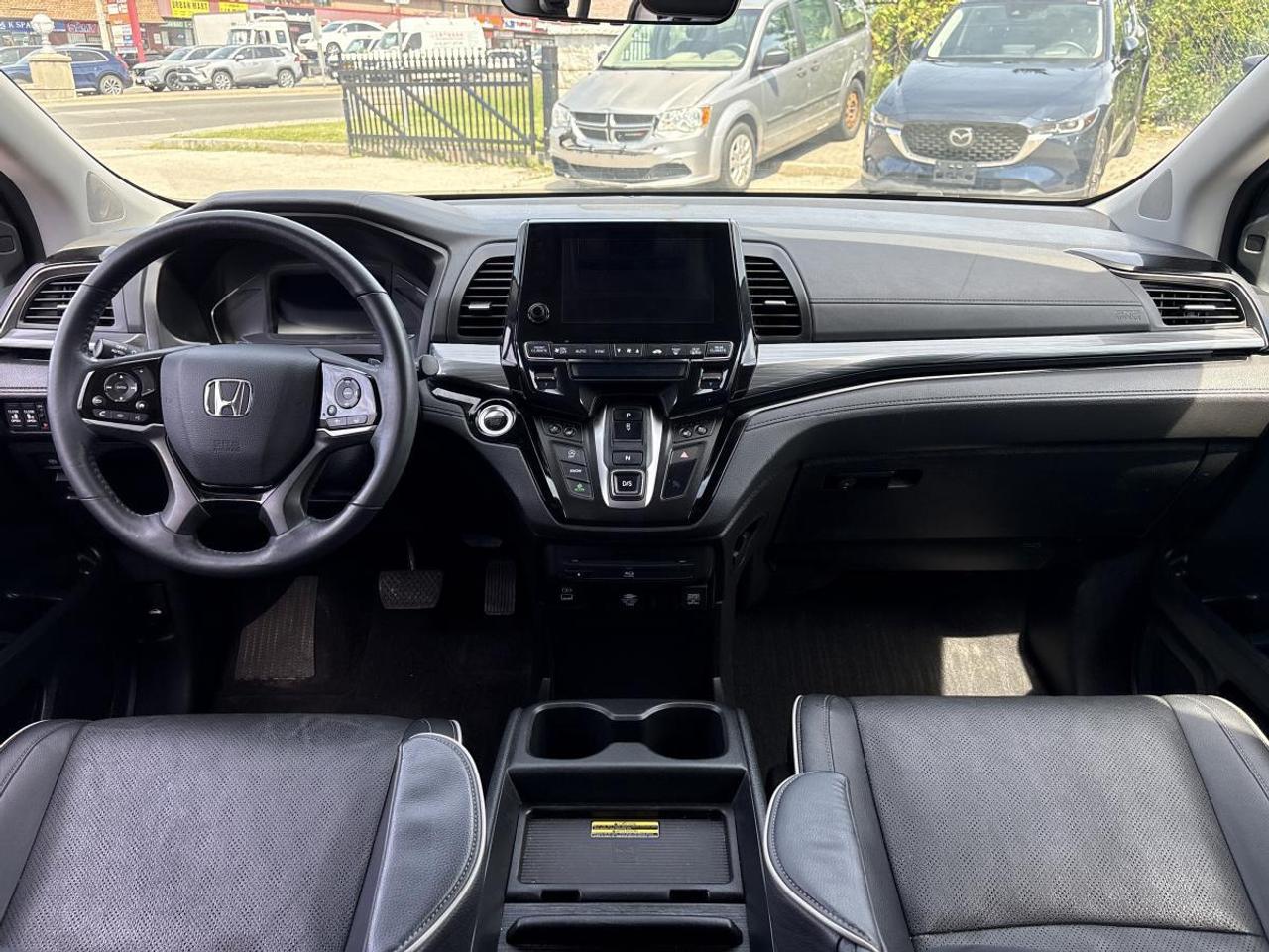 2023 Honda Odyssey Touring Fully Loaded Top Trim Photo
