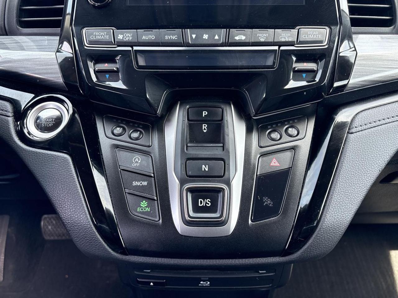 2023 Honda Odyssey Touring Fully Loaded Top Trim Photo