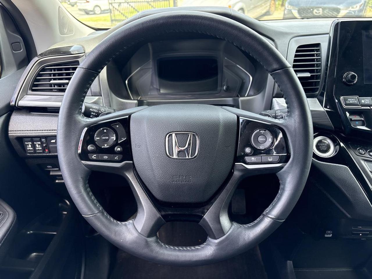 2023 Honda Odyssey Touring Fully Loaded Top Trim Photo