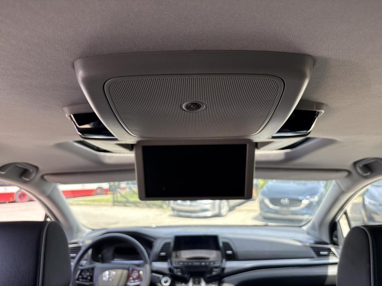 2023 Honda Odyssey Touring Fully Loaded Top Trim Photo