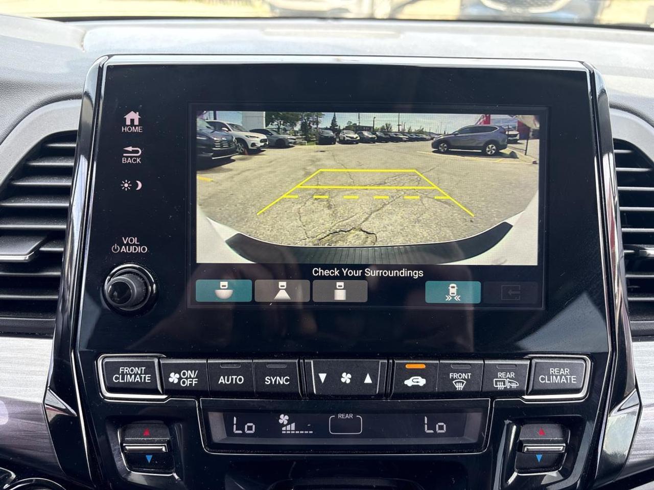 2023 Honda Odyssey Touring Fully Loaded Top Trim Photo