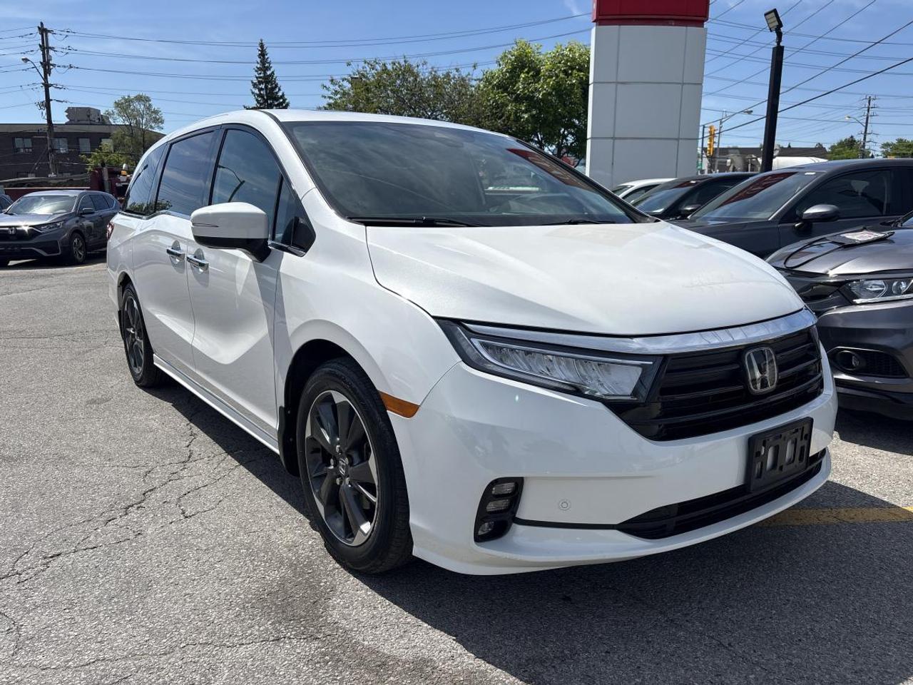 2023 Honda Odyssey Touring Fully Loaded Top Trim Photo