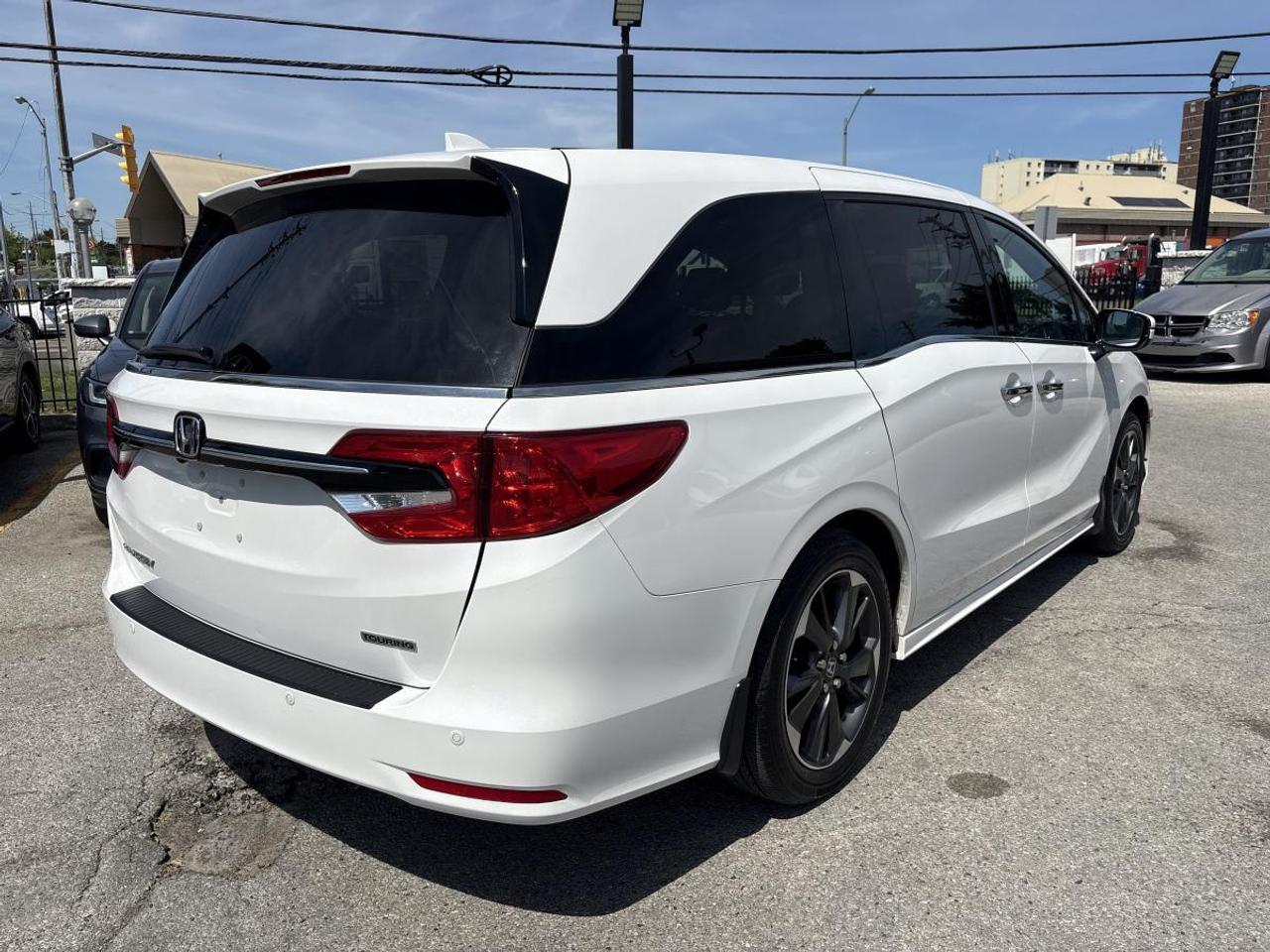 2023 Honda Odyssey Touring Fully Loaded Top Trim Photo