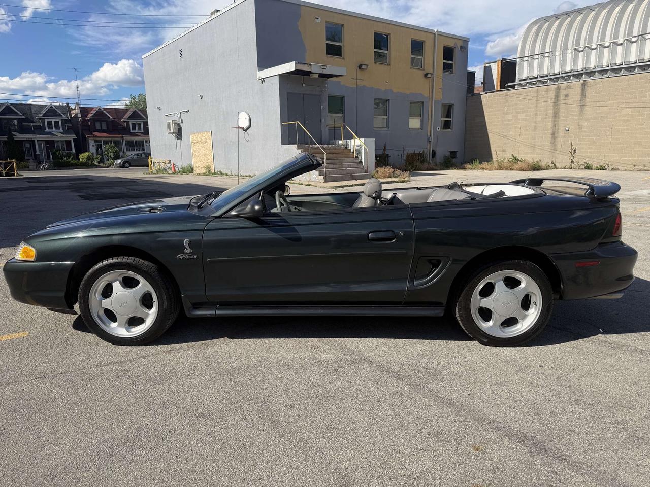 1998 Ford Mustang 2dr Convertible GT !!! AUTOMATIC !!! CERTIFIED !!! Photo