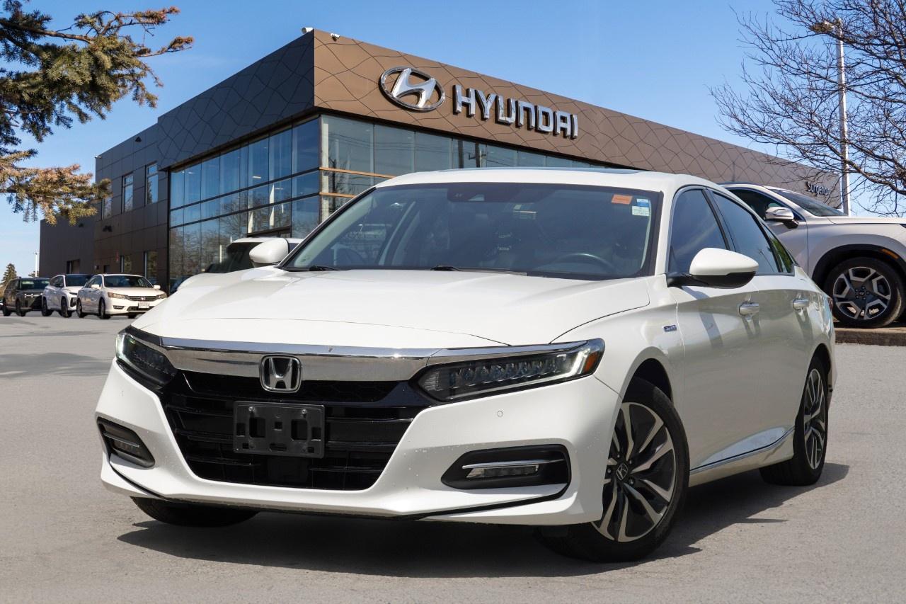 2018 Honda Accord Hybrid Touring CVT Hybrid Sedan Photo