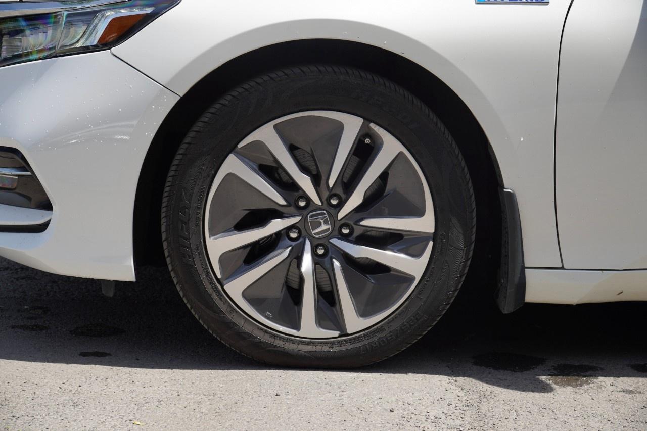 2018 Honda Accord Hybrid Touring CVT Hybrid Sedan Photo