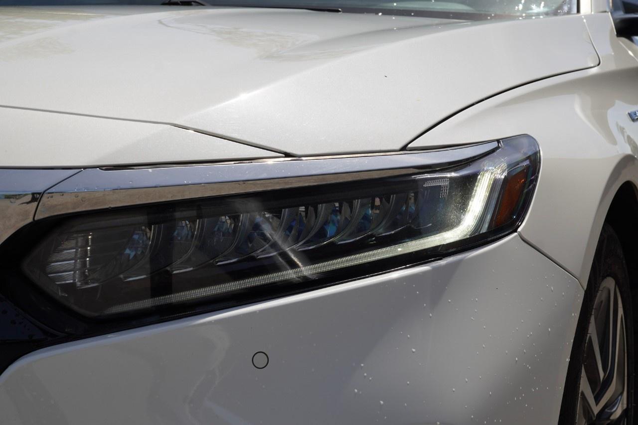 2018 Honda Accord Hybrid Touring CVT Hybrid Sedan Photo