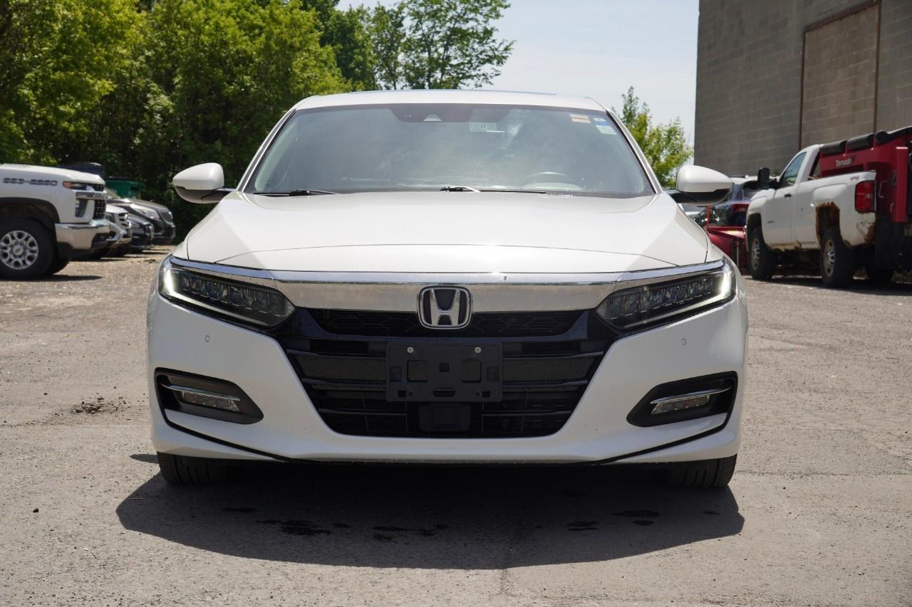 2018 Honda Accord Hybrid Touring CVT Hybrid Sedan Photo