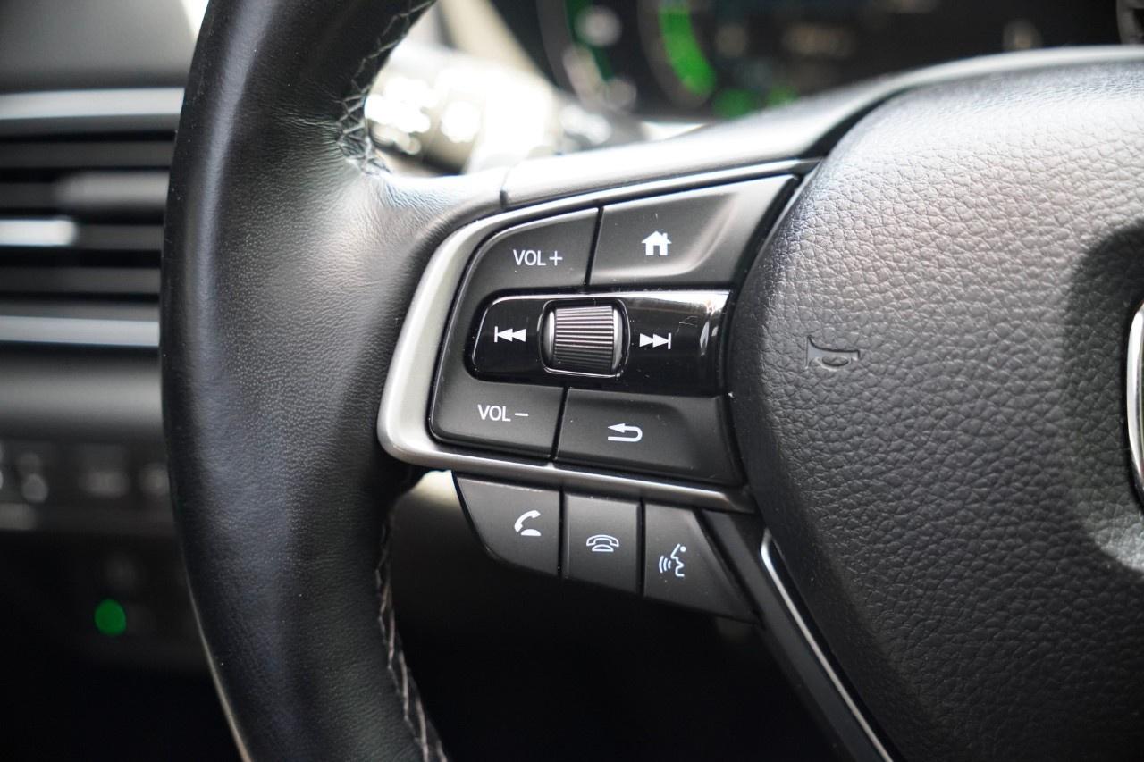 2018 Honda Accord Hybrid Touring CVT Hybrid Sedan Photo