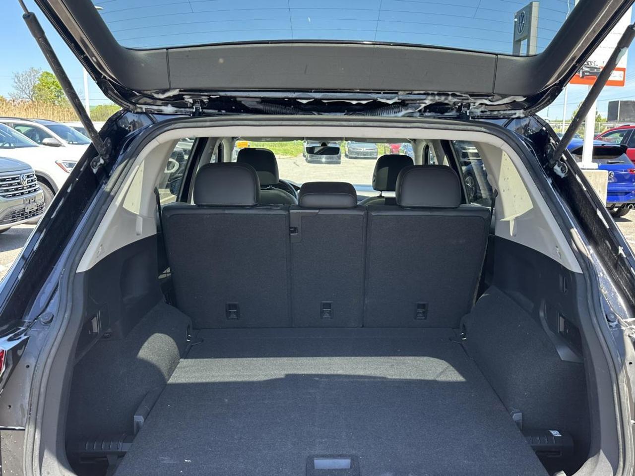 2018 Volkswagen Tiguan Comfortline 2.0T 8sp at w/Tip 4M Photo